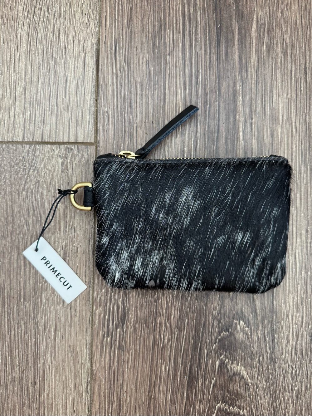 ⭐️NWT⭐️ Primecut Cowhide Zip Poich, Black